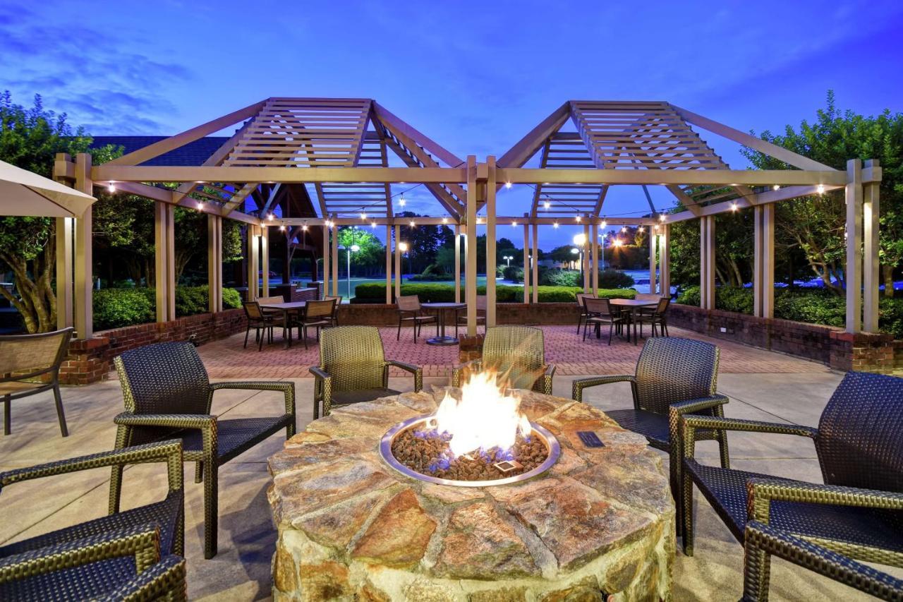 Embassy Suites Greenville Golf Resort & Conference Center Exteriör bild