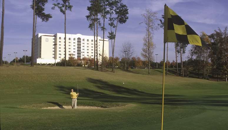 Embassy Suites Greenville Golf Resort & Conference Center Exteriör bild