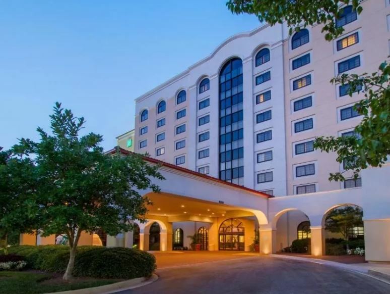 Embassy Suites Greenville Golf Resort & Conference Center Exteriör bild