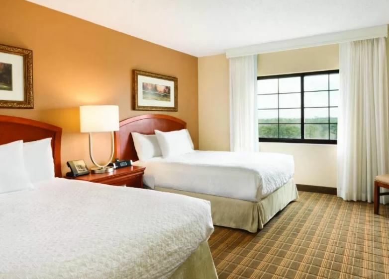 Embassy Suites Greenville Golf Resort & Conference Center Exteriör bild